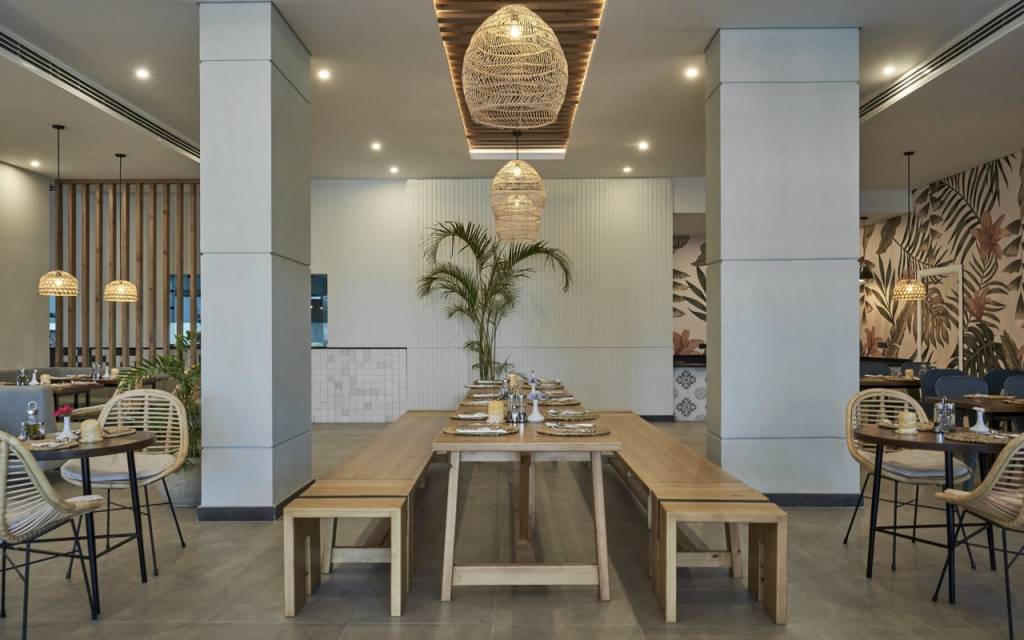 THREE CORNERS SUNNY BEACH RESORT 4★