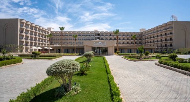 SUNRISE SERANO CLUB RESORT 4★