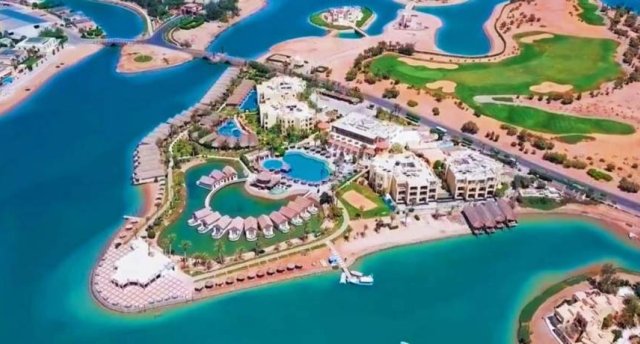 Viesnīcas skats Ēģiptē, Hurgada ar baseinu