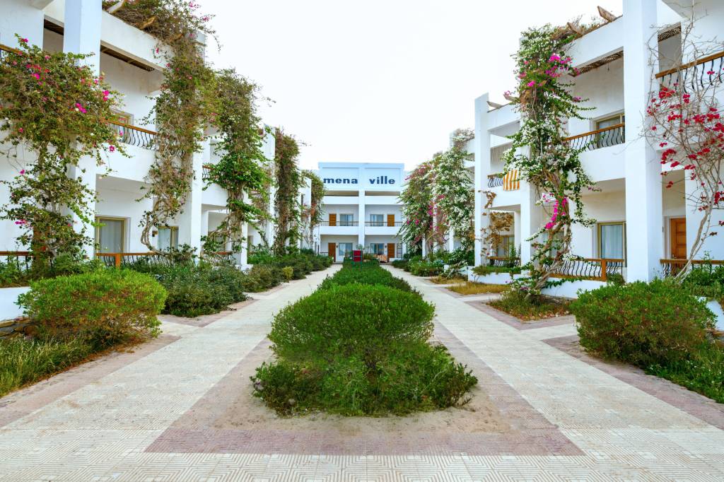 MENAVILLE SAFAGA 3★