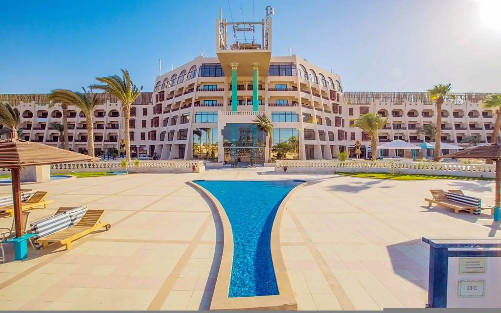 GOLDEN 5 PARADISE HOTEL 5★ (papildus jāmaksā obligāta piemaksa par akvaparku)