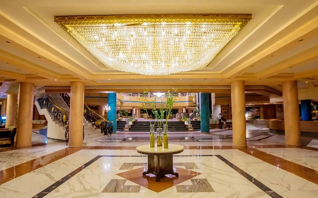 GOLDEN 5 PARADISE HOTEL 5★ (papildus jāmaksā obligāta piemaksa par akvaparku)