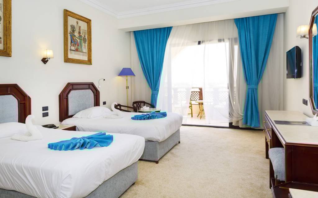 GOLDEN 5 PARADISE HOTEL 5★ (papildus jāmaksā obligāta piemaksa par akvaparku)