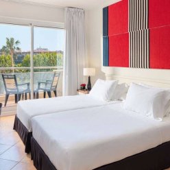 H10 VINTAGE SALOU 4★