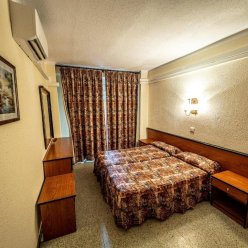 CONTINENTAL CALELLA 2★