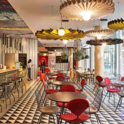 IBIS BARCELONA PZA GLORIES 22 2★