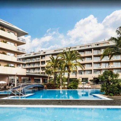 AQUA HOTEL ONABRAVA 4★