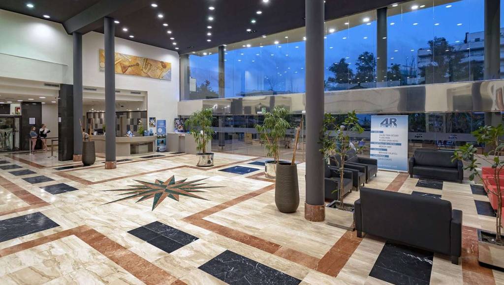 4R REGINA GRAN HOTEL 4★