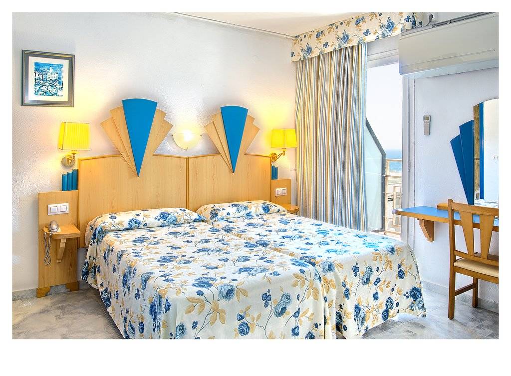 CHECKIN BLANES (EX. BOIX MAR) 3★