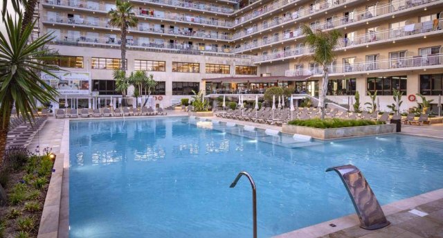 OASIS PARK 4★ 