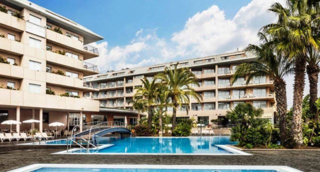 AQUA HOTEL ONABRAVA 4★
