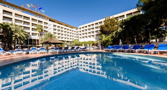 APARTAMENTOS RESORT SPA ESTIVAL PARK 4★