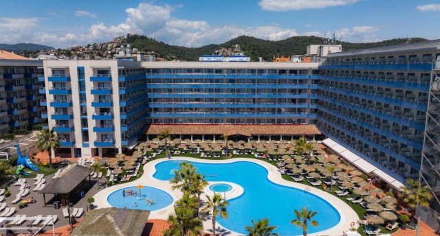 TAHITI PLAYA HOTEL & SUITES 4★