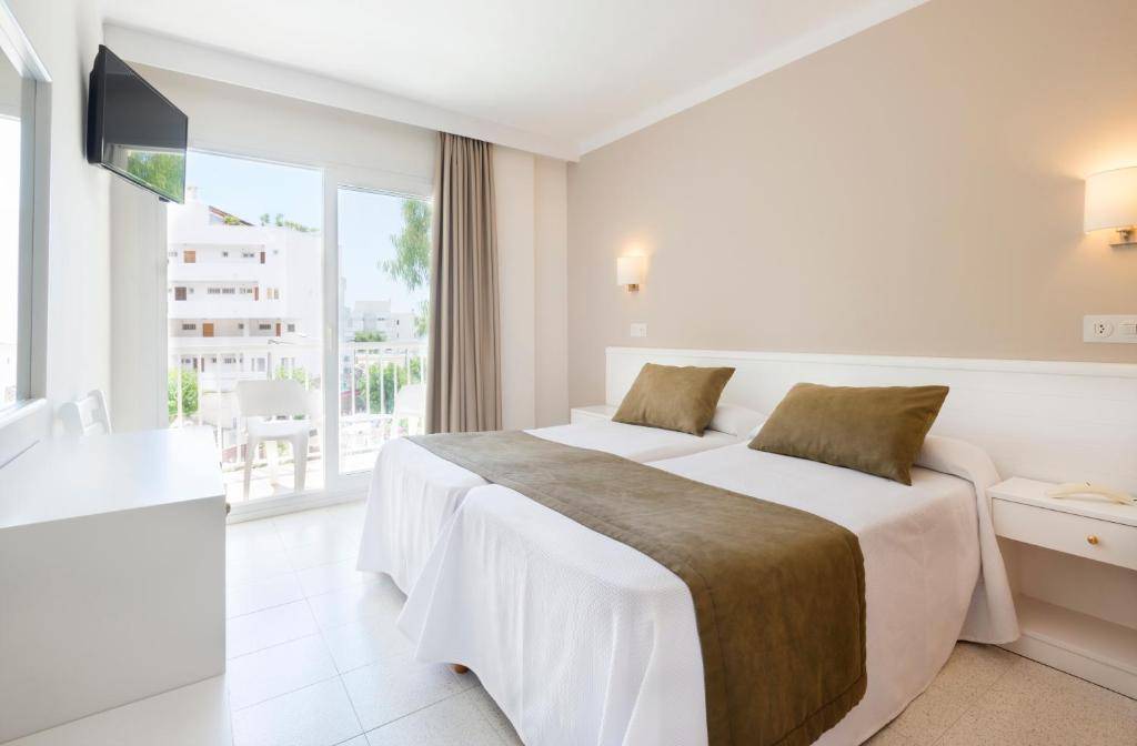 HOSTAL RESIDENCIA SUTIMAR 3★