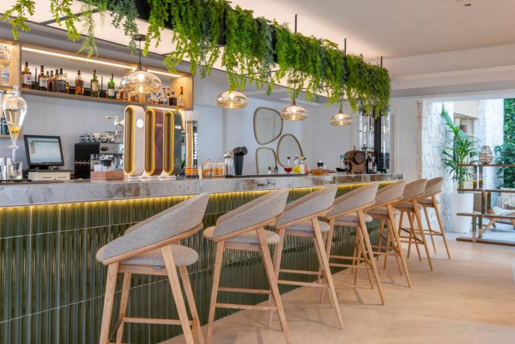 VALENTIN SOMNI HOTEL & SUITES 4★