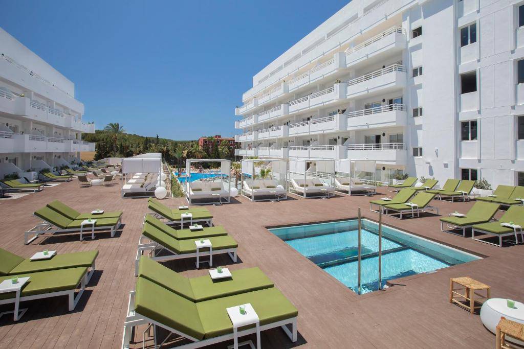 APARTHOTEL HM MARTINIQUE 3★