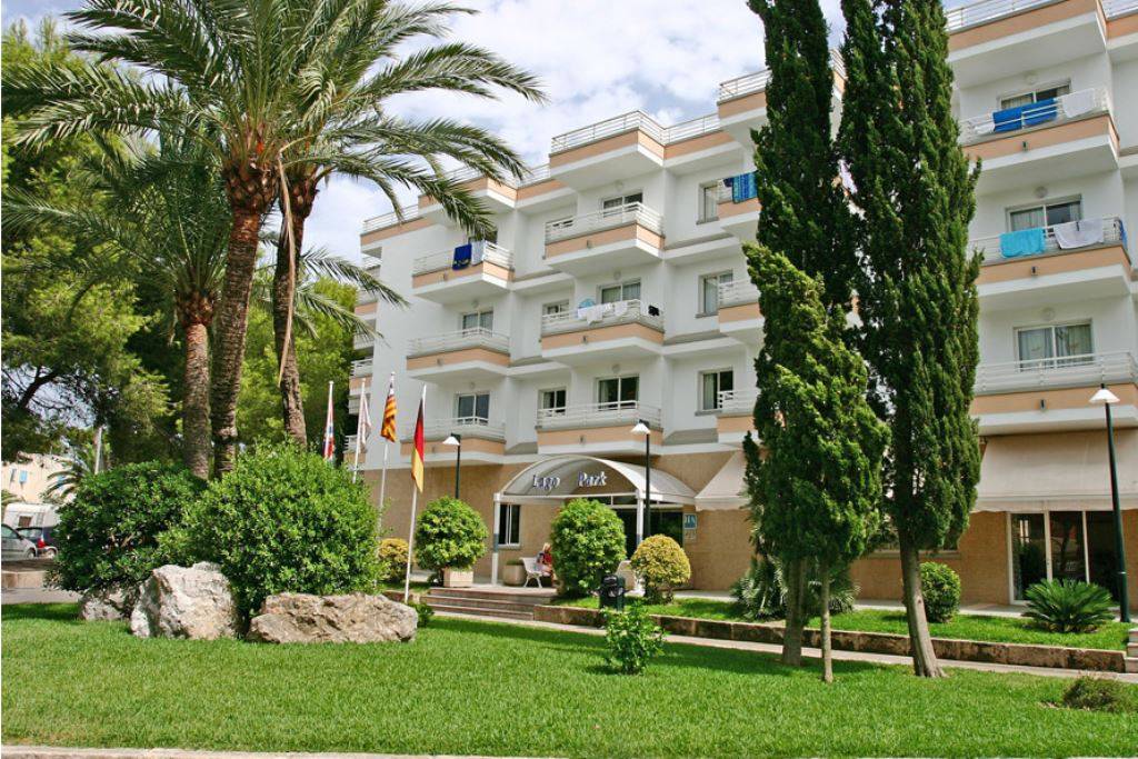 HOTEL HSM LAGO PARK 3★