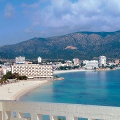 BELLEVUE  VISTANOVA 3 ★