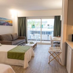 HOTEL BELLEVUE CLUB 3★-_