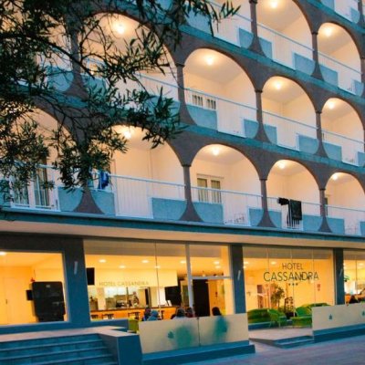 HOTEL CASSANDRA 3★