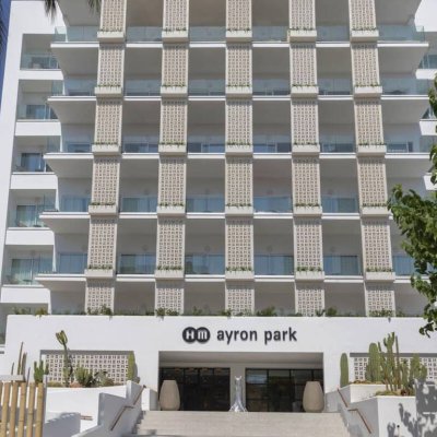 HM AYRON PARK (TIKAI PIEAUGUŠAJIEM 18+) 5★