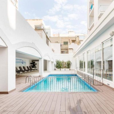 PLANET ONE HOTEL (tikai pieaugušajiem, 16+) 3★