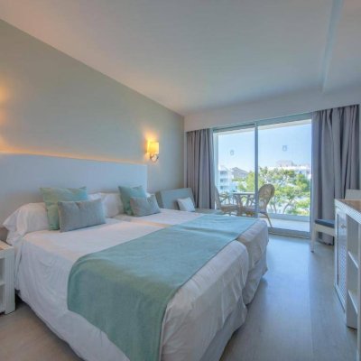 PLAYA ESPERANZA RESORT 4★
