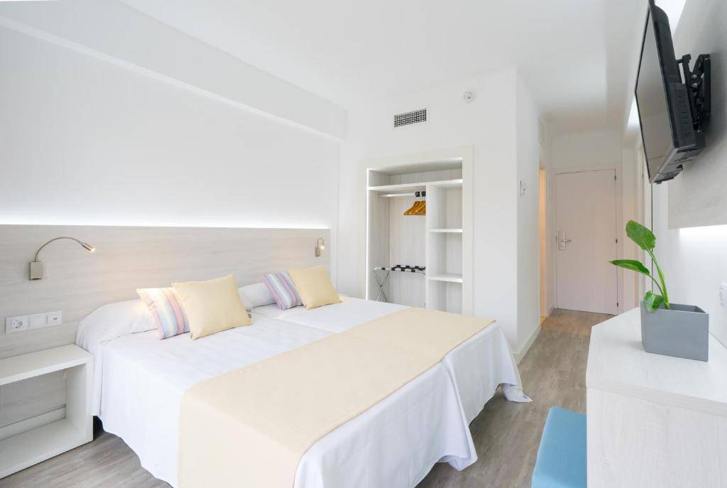 HOTEL BELLEVUE VISTANOVA 3★-_