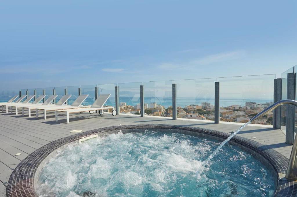 BG TONGA TOWER DESIGN HOTEL AND SUITES 4 ★