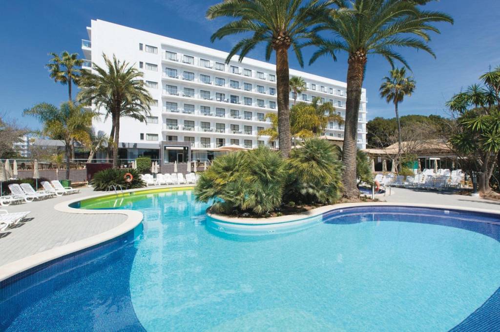 HOTEL RIU BRAVO 4★