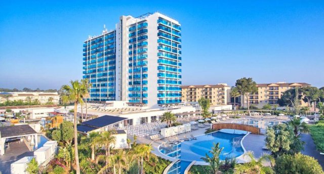 BG TONGA TOWER DESIGN HOTEL AND SUITES 4★