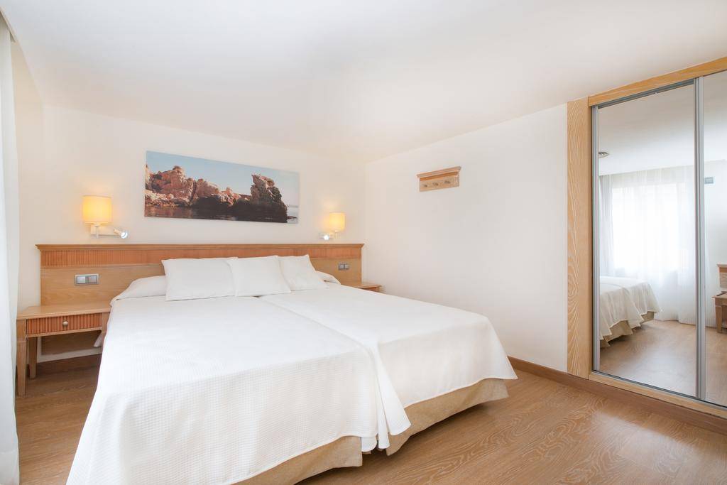 IBEROSTAR CLUB CALA BARCA 4 ★