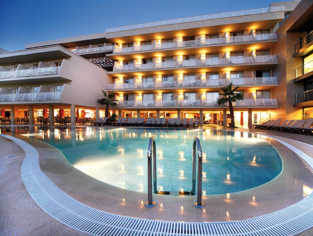 OCCIDENTAL CALA VINAS 4★