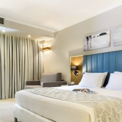 PORTES BEACH HOTEL 4★