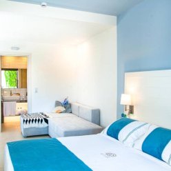 ACROTEL LILY ANN VILLAGE HOTEL 3 ★-_