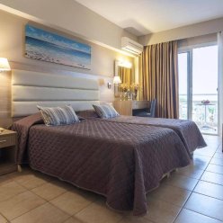 MITSIS MESSONGHI 4★