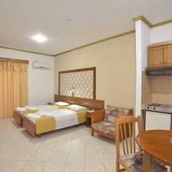 ANGELINA HOTEL & APARTMENTS 3★