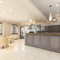 OASIS HOTEL CORFU 3★