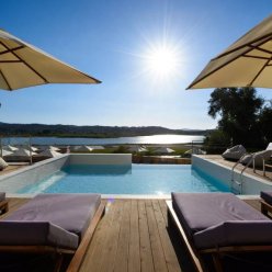 THE ROYAL GRAND HOTEL 3★