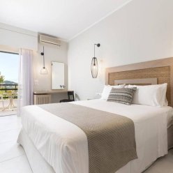 PARADISE HOTEL CORFU 3★