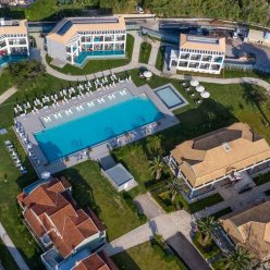  ACHARAVI BEACH HOTEL 4★