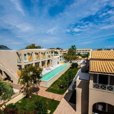 AMOUR HOLIDAY RESORT 4★