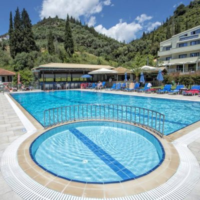 IRENE APARTMENTS 3★