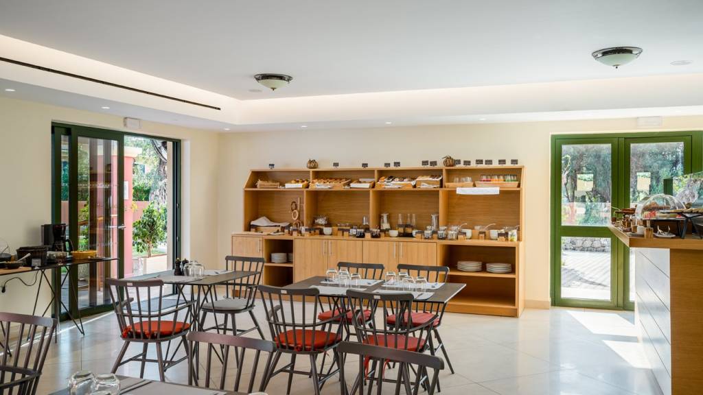 SENTIDO APOLLO PALACE 5★