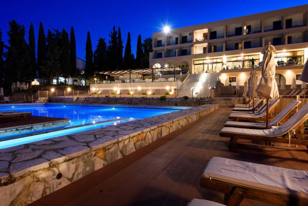 MAGNA GRAECIA HOTEL 4 ★-_