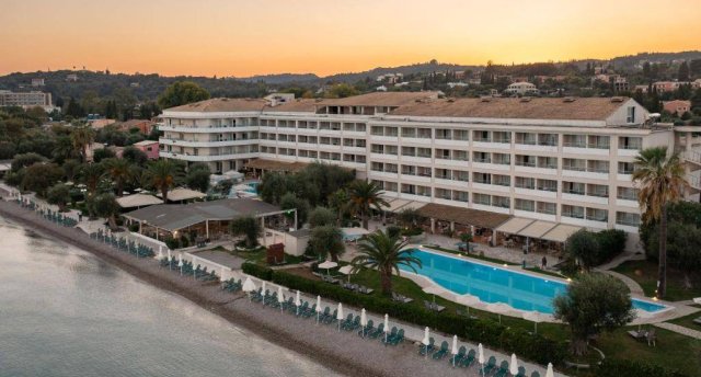 ELEA BEACH HOTEL 4★