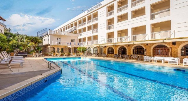 OASIS HOTEL CORFU 3★