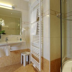 ZILLERTALERHOF HOTEL (MAYRHOFEN) 4★