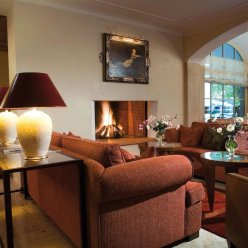 NEUHAUS ALPENDOMIZIL (MAYRHOFEN) 4 ★