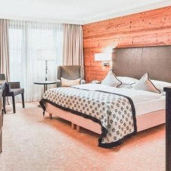 DAS ALPENHAUS KAPRUN 4★